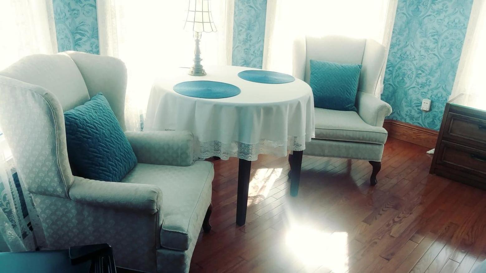 Twin Peaks B&B Mindemoya 客房 照片